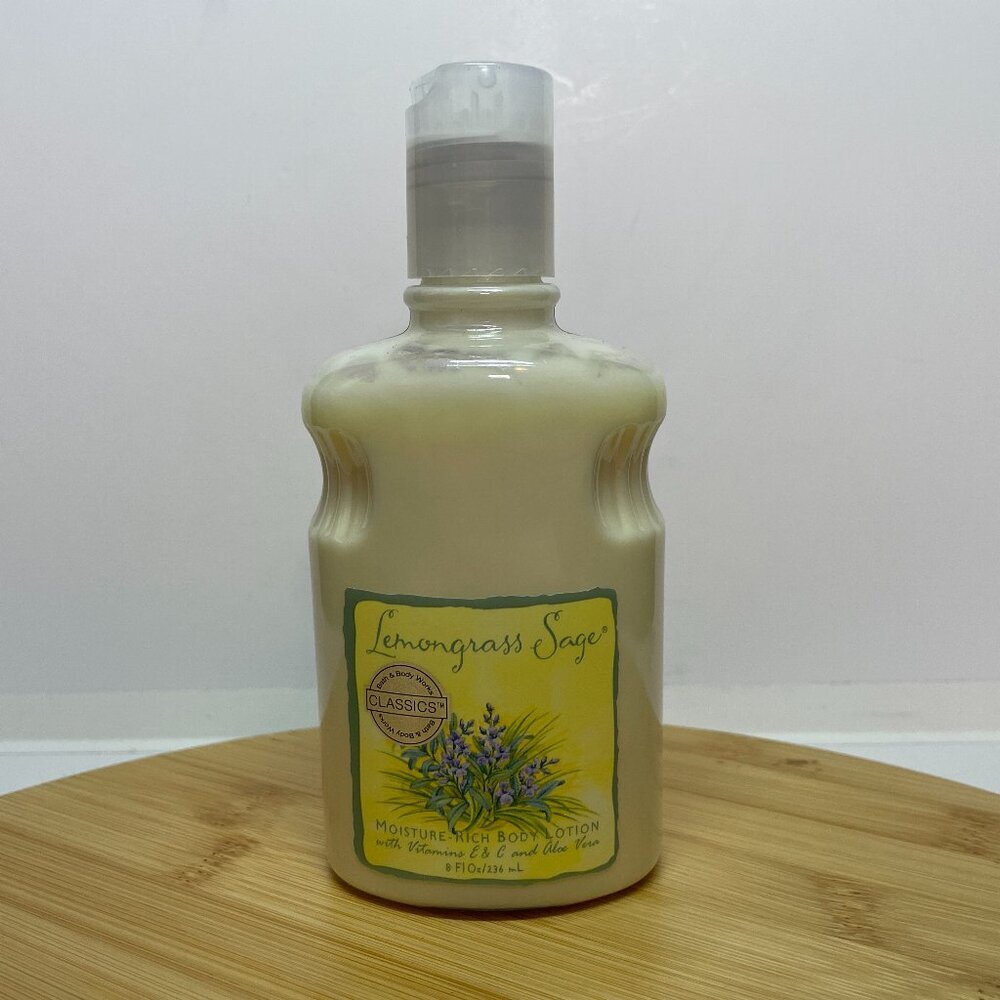Bath & Body Works Lemongrass Sage Moisture Rich Body Lotion 8 Fl Oz Rare Retired